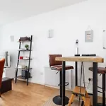 Peaceful 1 Bedroom Apartment In Portobello, Dublin